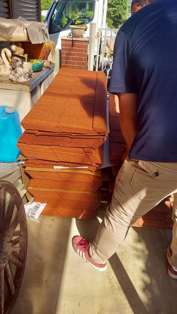 中津市F様邸に『ヴィクセン』屋根材初納入